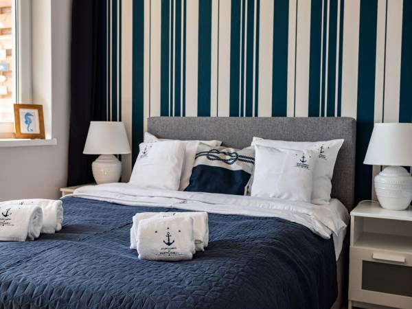 Apartament z balkonem -sypialnia