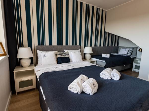 Apartament z balkonem -sypialnia