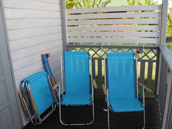 leżaki w każdym domku