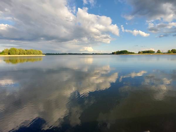 Domki letniskowe nad jeziorem Dzierzgoń