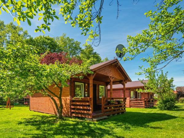 Domki Letniskowe W Ogrodzie