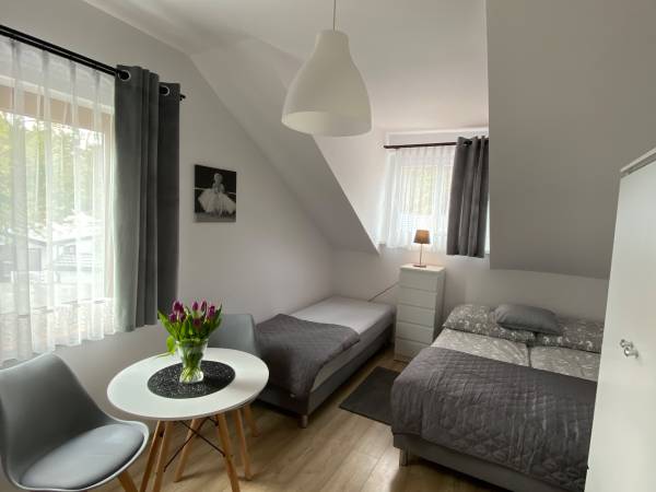 Pokój 3 osobowy na piętrze bez balkonu