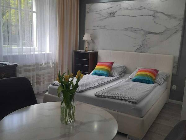 Pok,oj OLA 3 os. 25m2