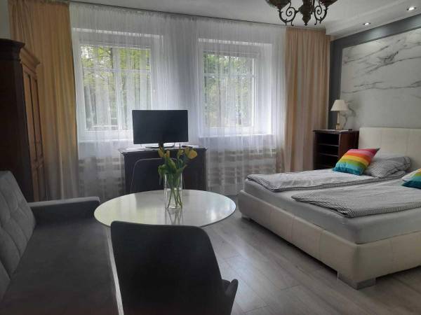  pokó jOLA 3 os. 25m2