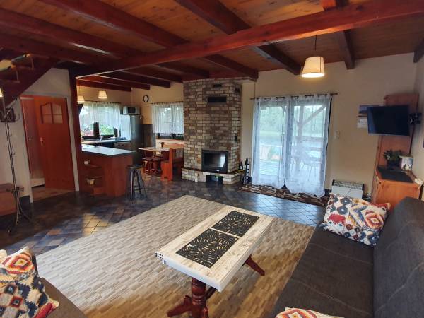 Dwa Domy Drewniane Nad Jeziorem Orzyskim