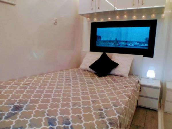 Domki na wodzie "Arka" z rowerem wodnym, parkingiem, 300 metrów do Morza ! Centrum Mielna 