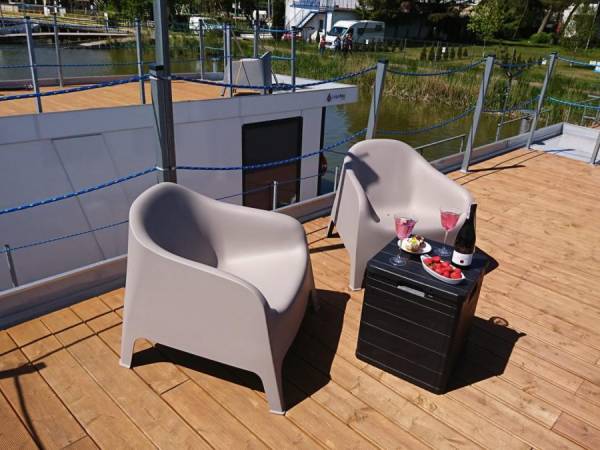 Domki na wodzie "Arka" z rowerem wodnym, parkingiem, 300 metrów do Morza ! Centrum Mielna 