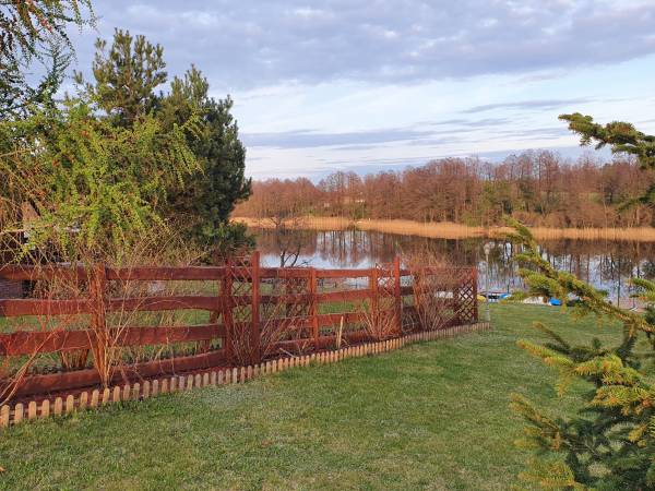 Dwa Domy Drewniane Nad Jeziorem Orzyskim