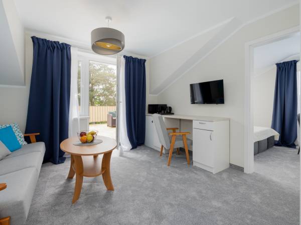 Apartament z tarasem pokój dzienny