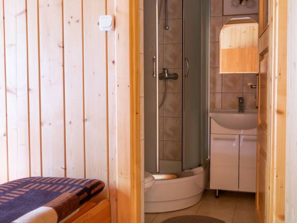 Pokój dwuosobowy z łazienką