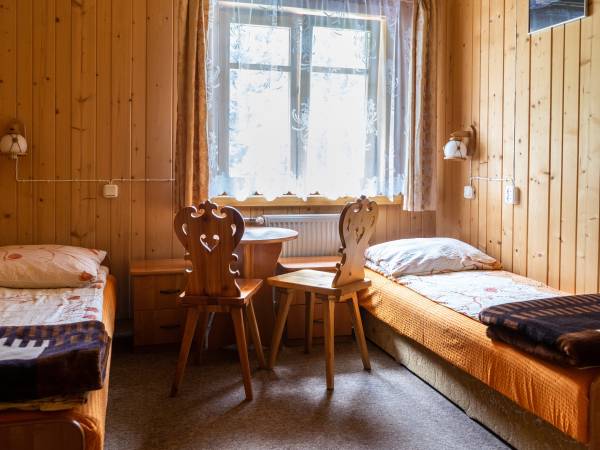 Pokój dwuosobowy z łazienką