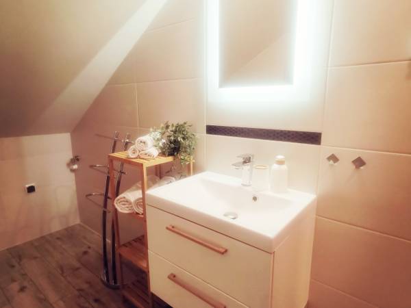 Apartament - łazienka