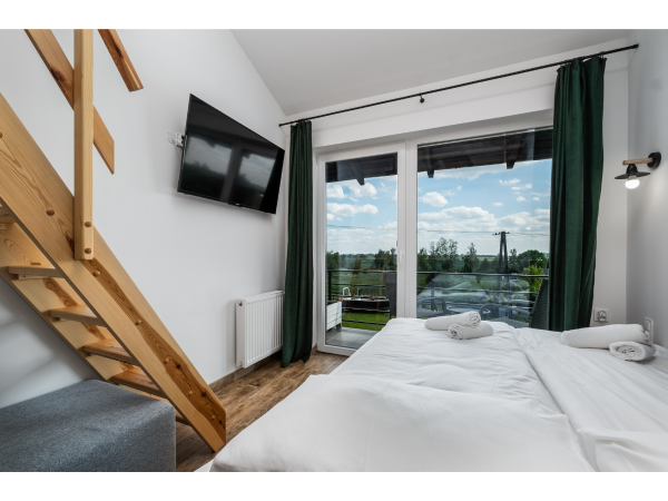 pokój czteroosobowy z antresolą