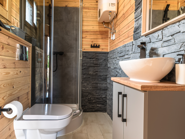 Łazienka z prysznicem