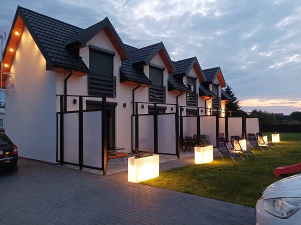 Domki Apartamentowe AURA