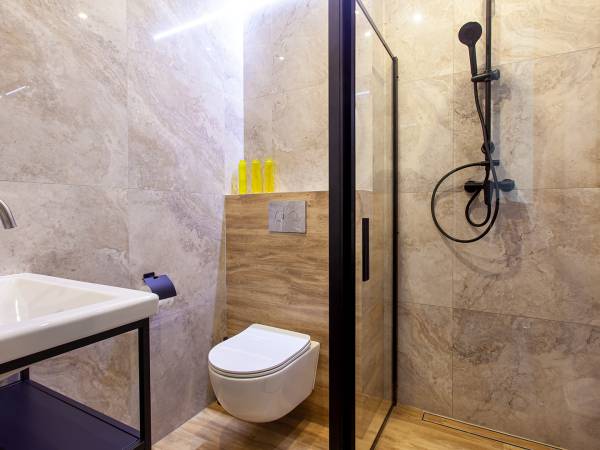 Pokój deluxe 2-osobowy łazienka