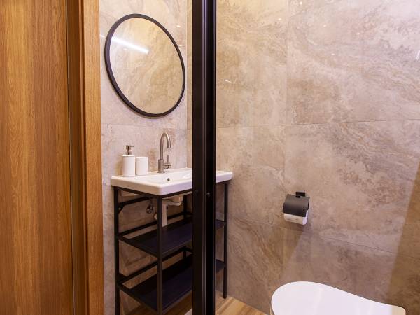 Pokój deluxe 2-osobowy łazienka