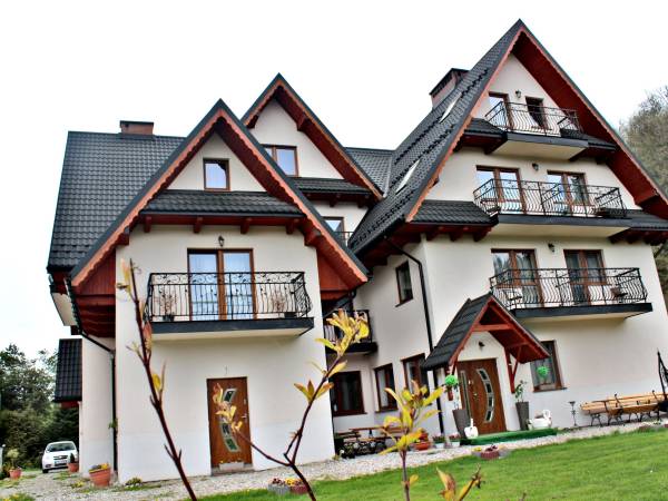 Gałowski Dworek Noclegi Poronin