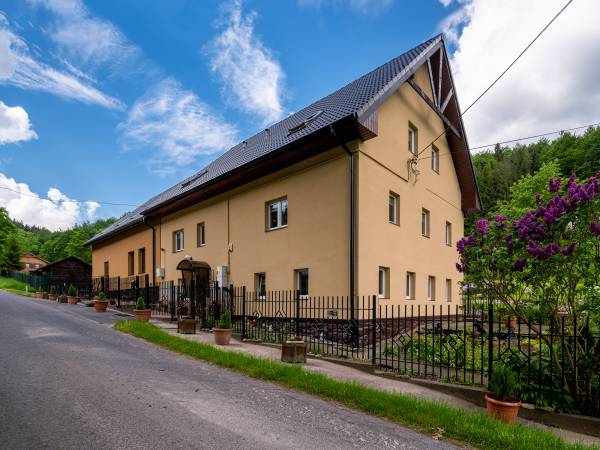 Arnika Budynek Główny