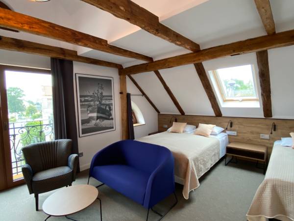 apartament trzyosobowy z aneksem kuchennym 