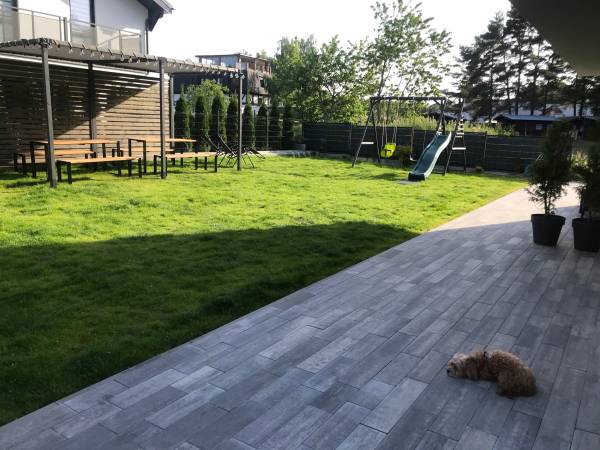 apartament od strony ogrodu