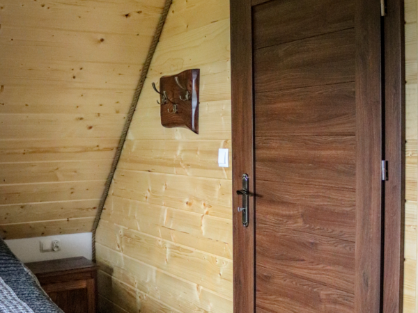 Domek nr 2 - sypialnia na piętrze 4 osobowa