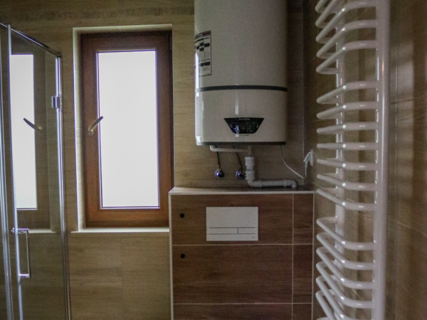 Domek nr 2 - łazienka na parterze