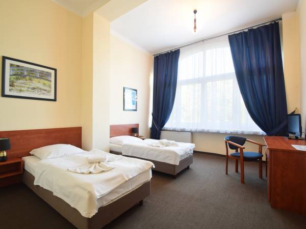 Pokój dwuosobowy od promenady