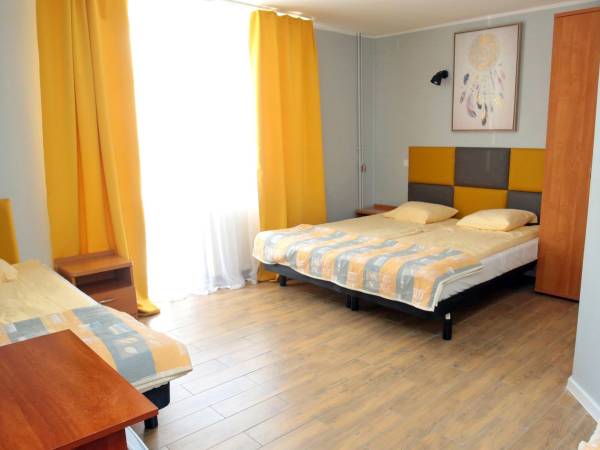 pokój 4 os parter z tarasem