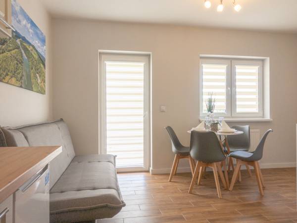 Apartament beżowy z tarasem