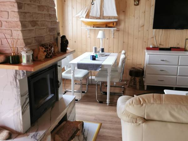 Dom nad jeziorem Gim