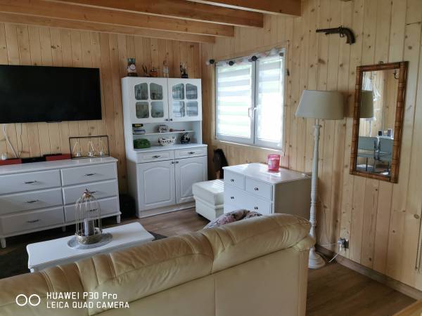 Dom nad jeziorem Gim