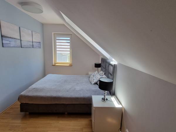 Prawa strona - sypialnia 1