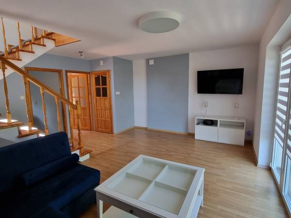 Prawa strona - pokój dzienny