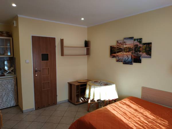 Wynajem kwater Zacisze Klonowa 17