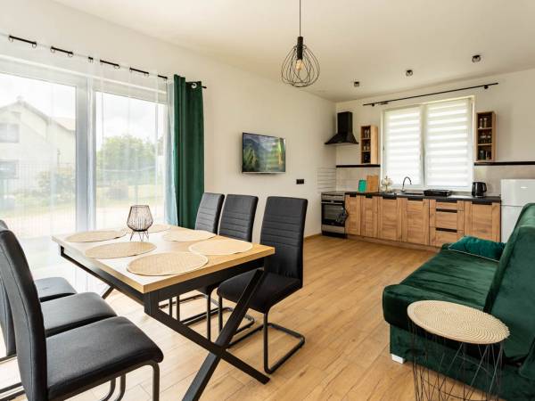 Poköj wypoczynkowy z aneksem kuchennym