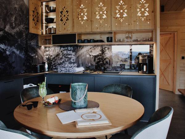 Chaty Wichrowe Wzgórze