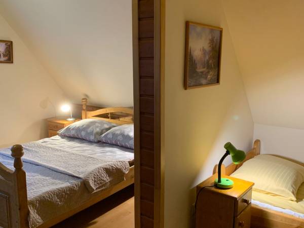 Sypialnia na piętrze 4 osobowa