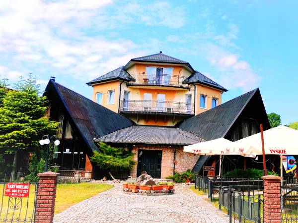 Max - Mielno Apartamenty Pokoje Domki Restauracja