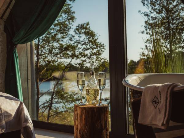 Dom "Pod Napięciem"