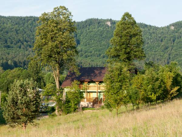 Krajobraz otaczający dom noclegowy "POD MNICHEM"