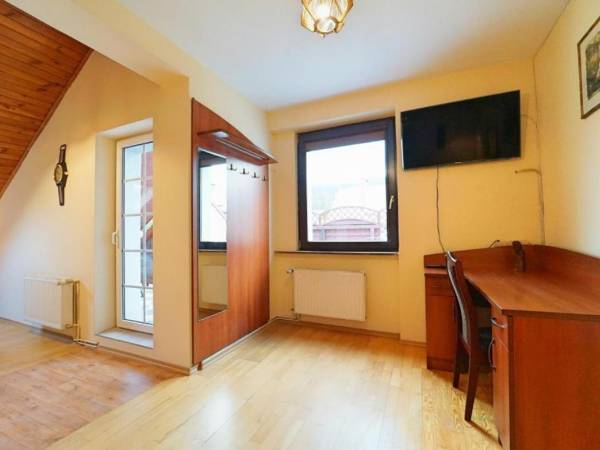 sypialnia 3-osobowa z tarasem