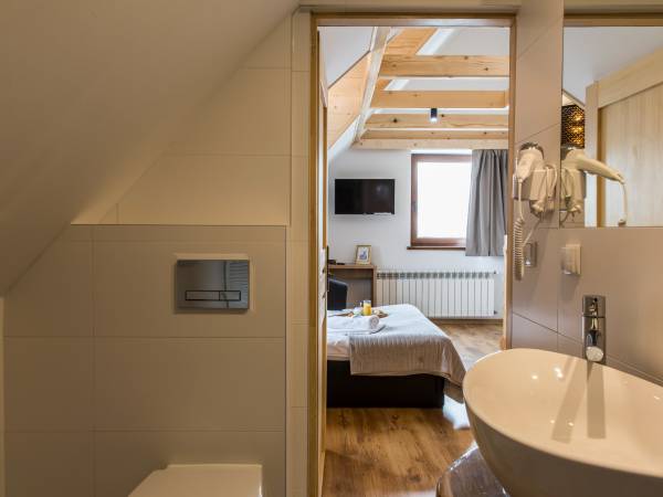 Willa Chwost Pokoje i Apartamenty