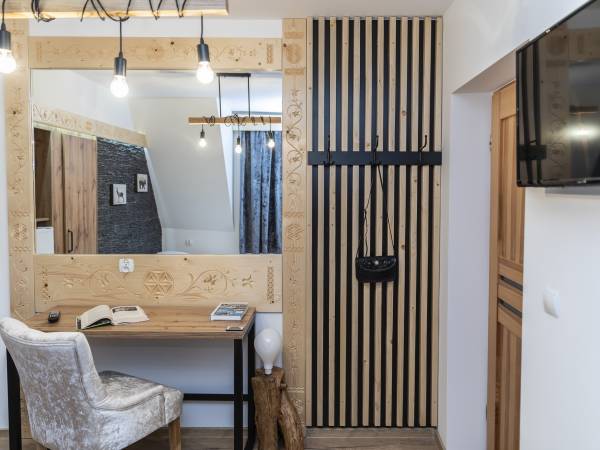 Willa Chwost Pokoje i Apartamenty