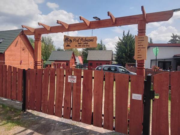 Domki i Pokoje Pod Palmami