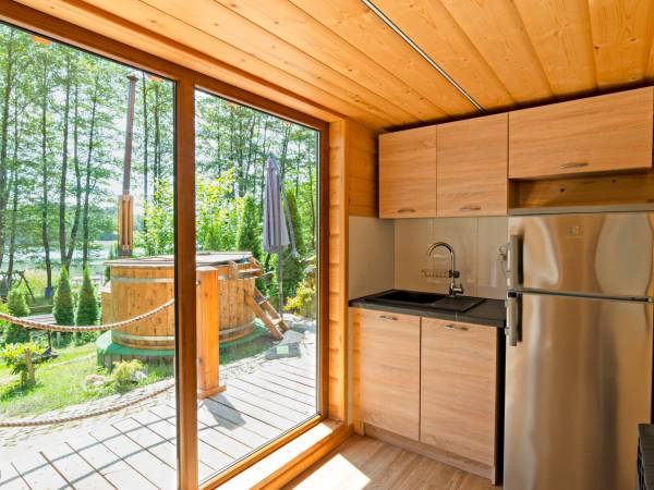 Widok z sali kominkowej/sypialnia nr 1