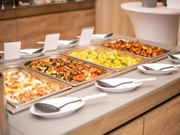 Obiadokolacja - część bufetu