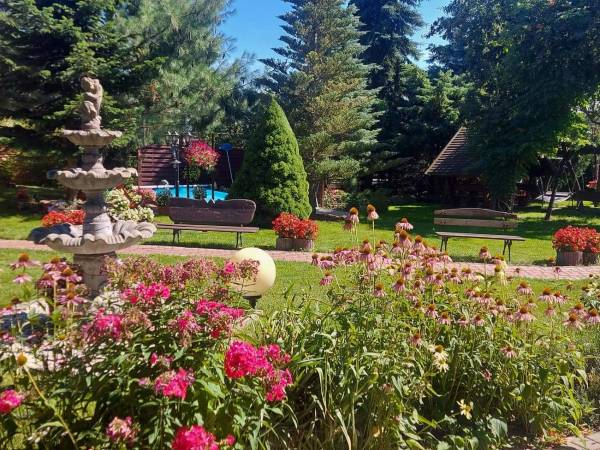 Dom Pod Lipami - Barbara i Leszek Kowalscy