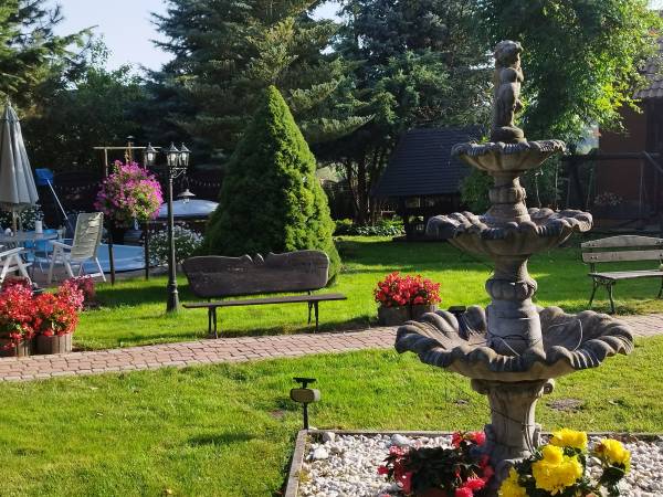 Dom Pod Lipami - Barbara i Leszek Kowalscy