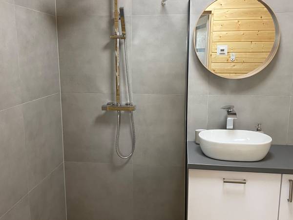 Domki WESTERN HOUSE Giżycko Fuleda Sauna Jacuzzi Kominek